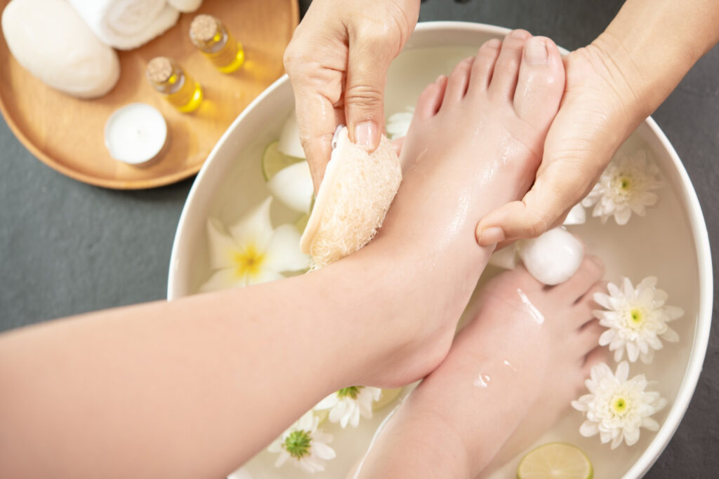 Read more about the article Top Benefits of Pedicures for Healthy Feet